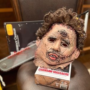 Texas Chainsaw Massacre Halloween Bundle